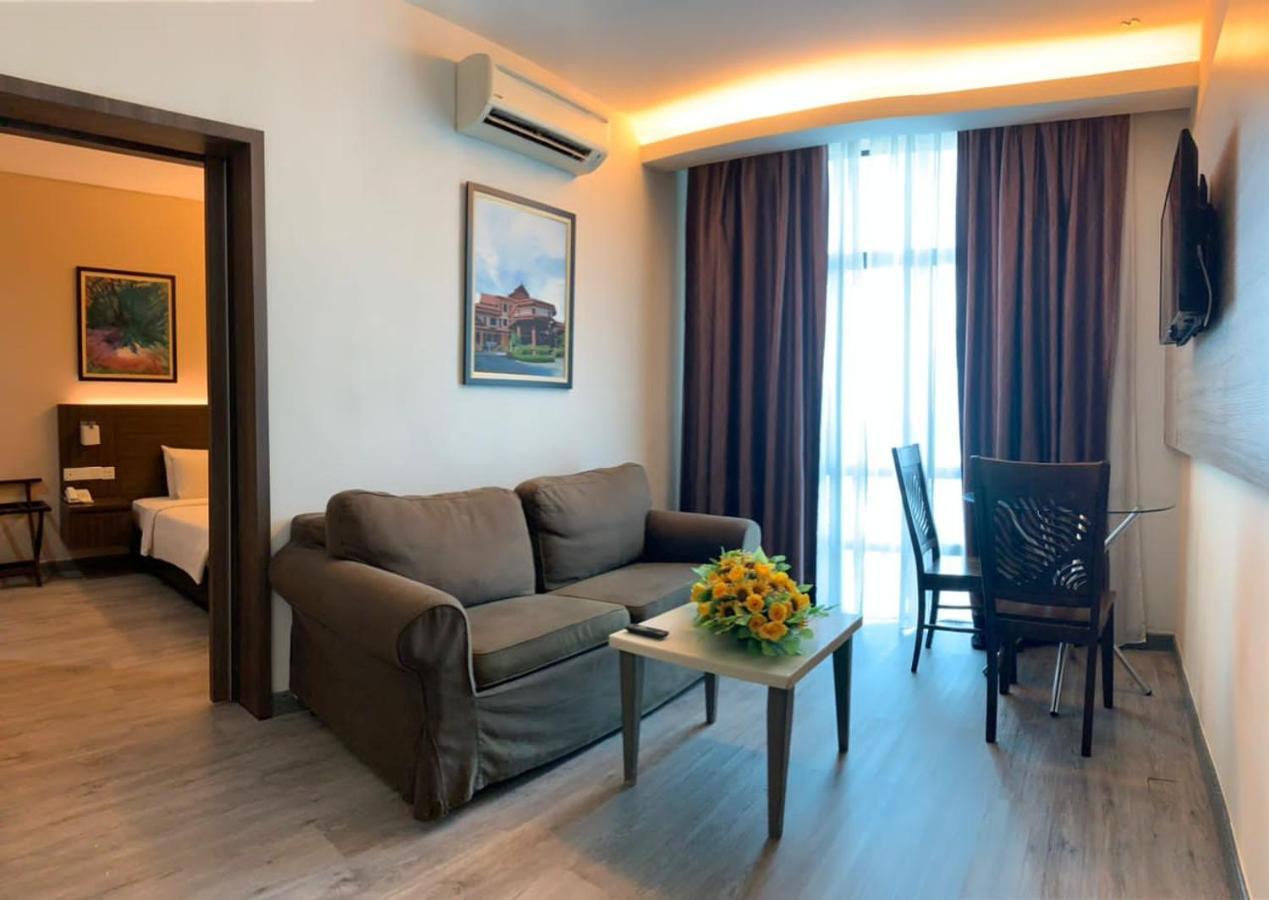 Holiday Villa Hotel&Suites Kota Bharu Esterno foto
