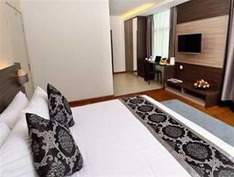 Holiday Villa Hotel&Suites Kota Bharu Esterno foto